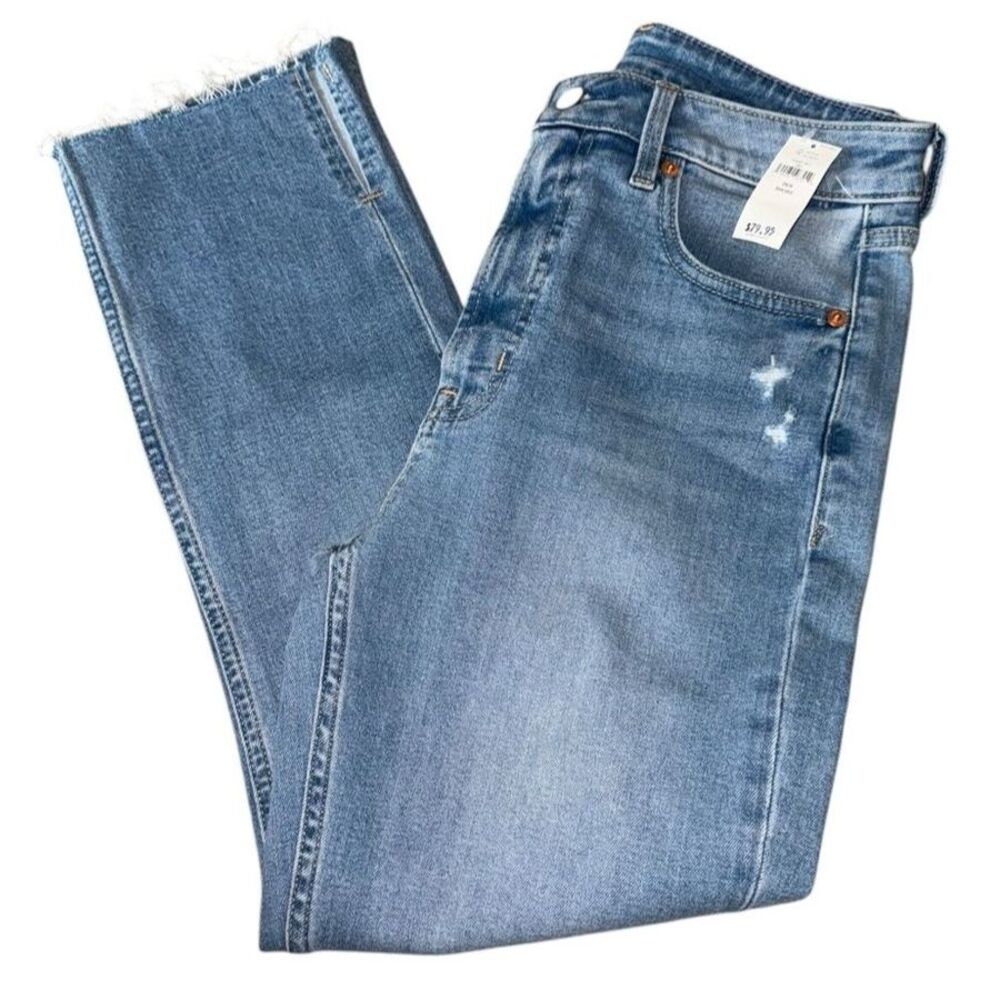 GAP Vintage Slim Sky High Distressed Jeans NWT | Size 6 Short